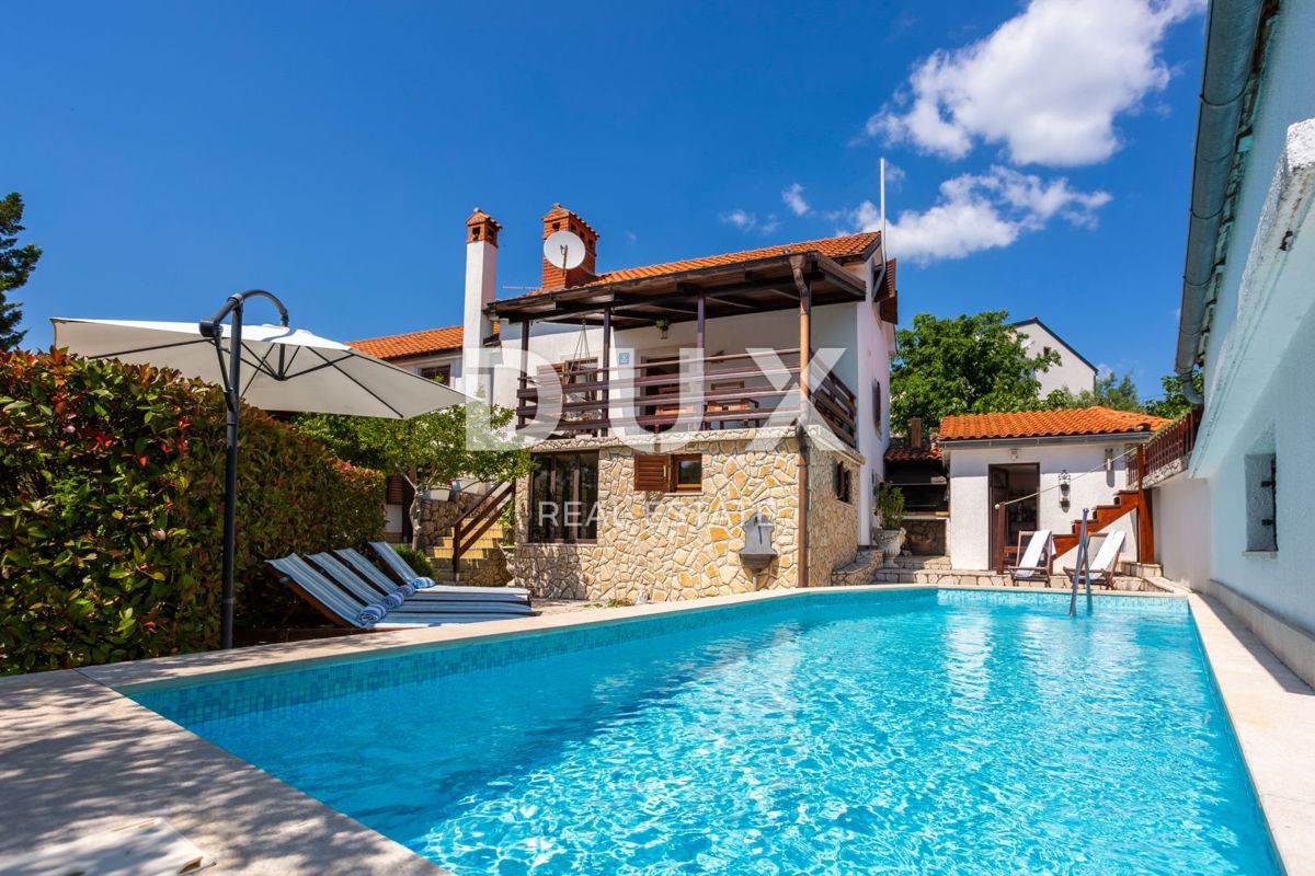 ISOLA DI KRK, VRBNIK (dintorni) - Casa con piscina e jacuzzi