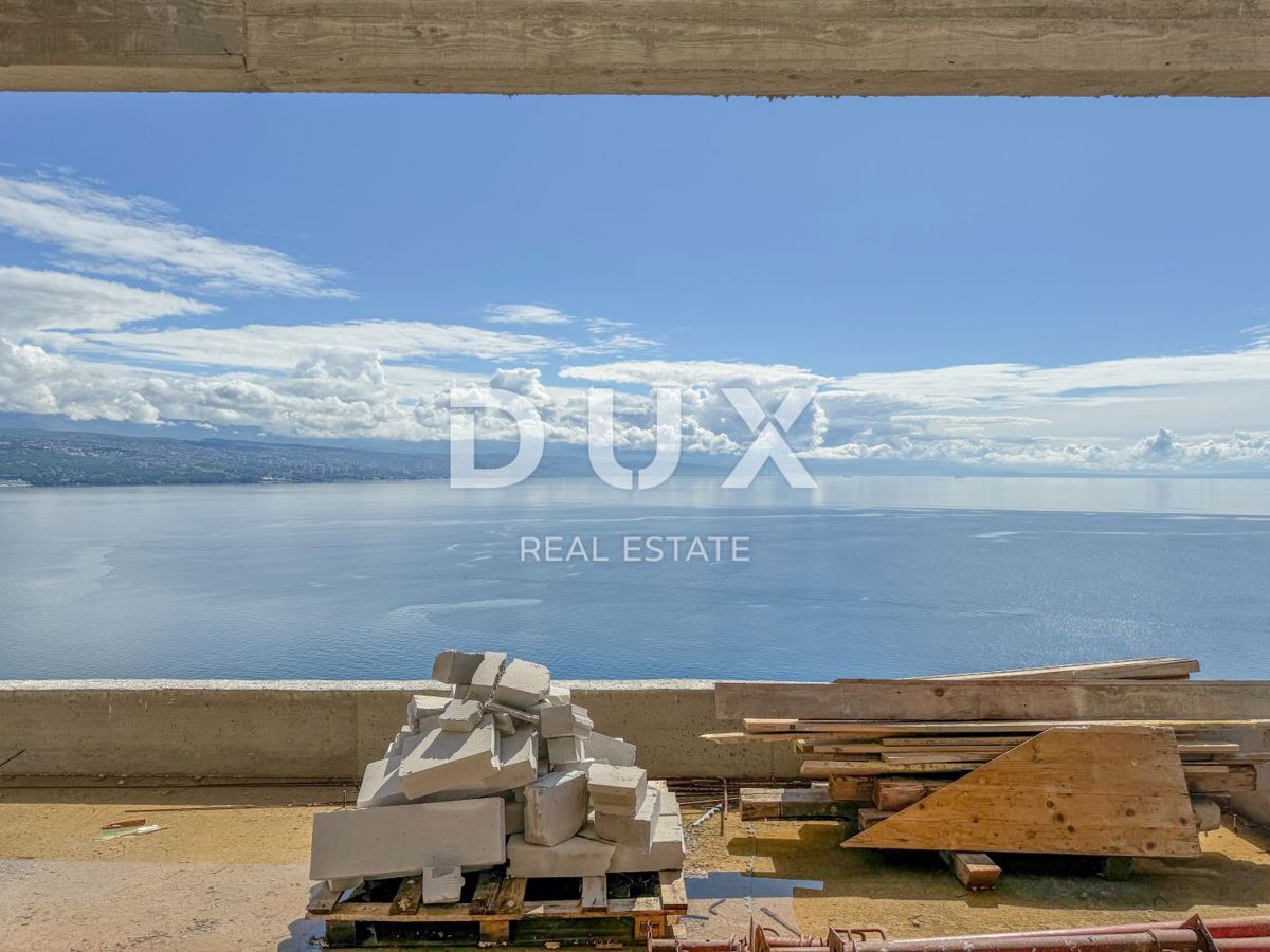 OPATIJA, CENTRO - fantastico appartamento con vista in un nuovo edificio sopra il centro di Opatija 