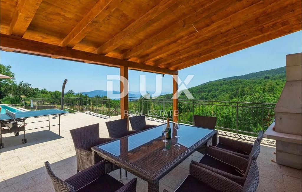 OPATIJA, MOŠĆENICE - Villa isolata, 240m2 con vista mare