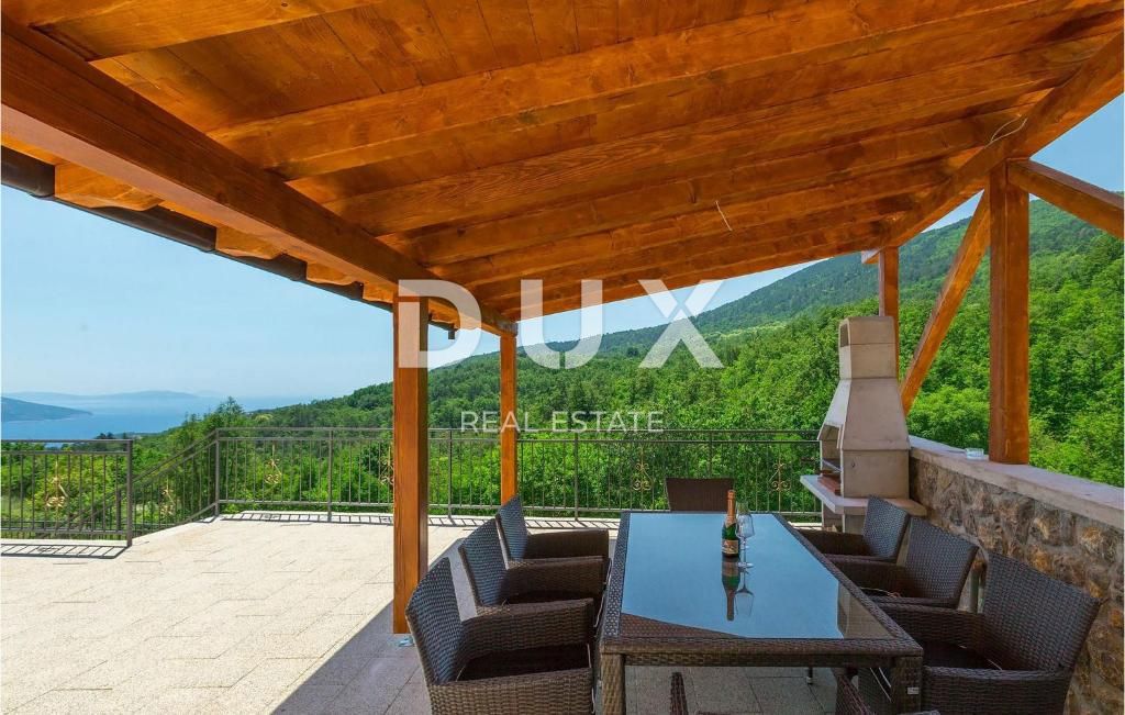 OPATIJA, MOŠĆENICE - Villa isolata, 240m2 con vista mare