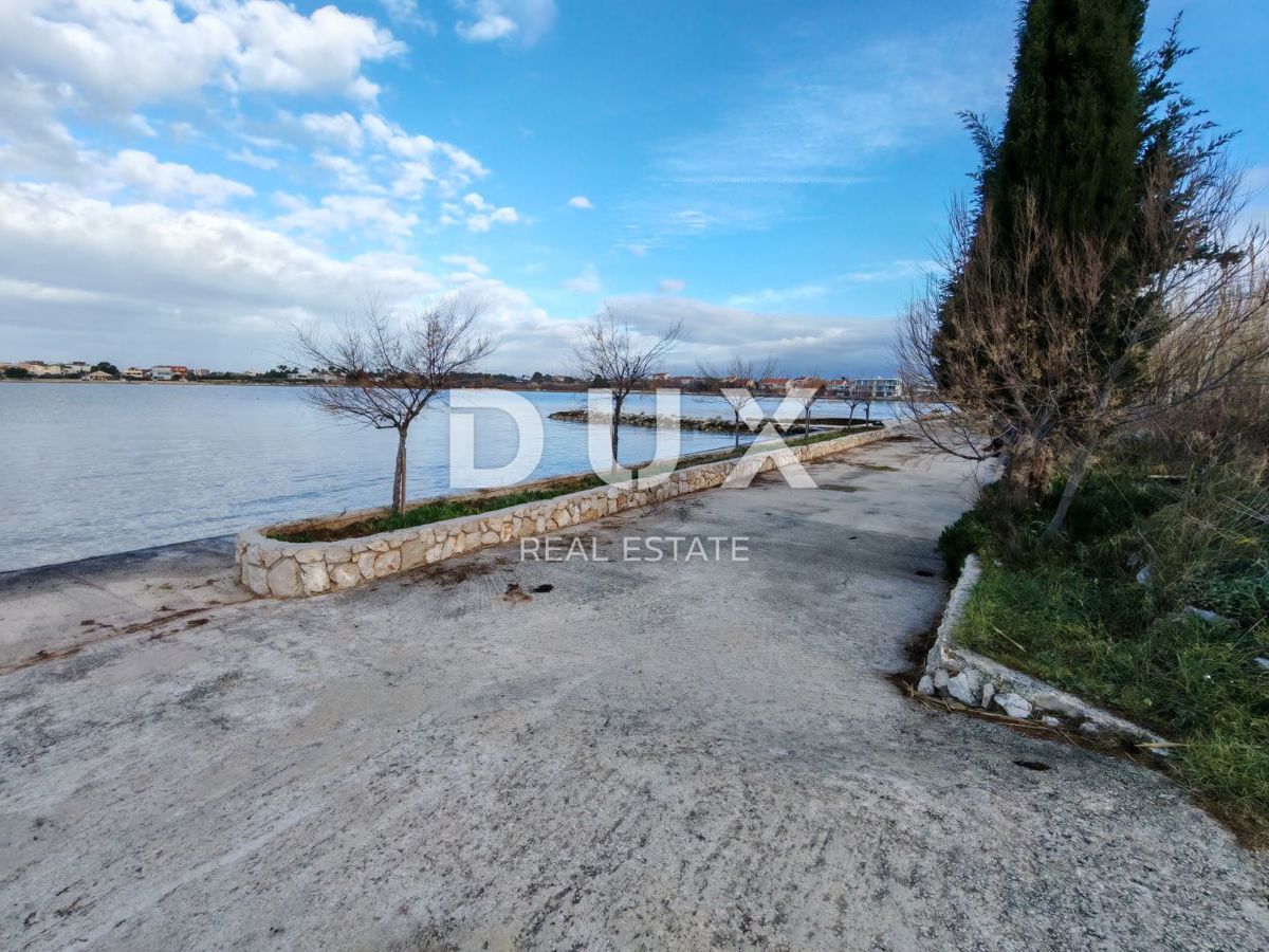 ZADAR, PRIVLAKA - Stupendo attico con piscina riscaldata sulla terrazza sul tetto! S6