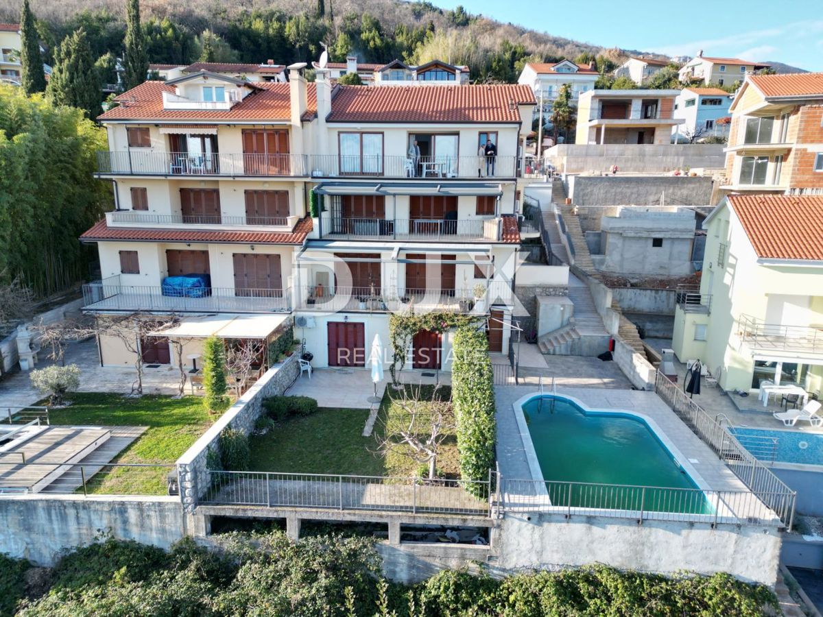 OPATIJA, LOVRAN - Appartamento DB+3S con splendida vista mare + piscina + dintorni