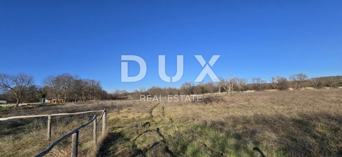 ISTRIA, BALE - Ampio terreno edificabile, ideale per investimento