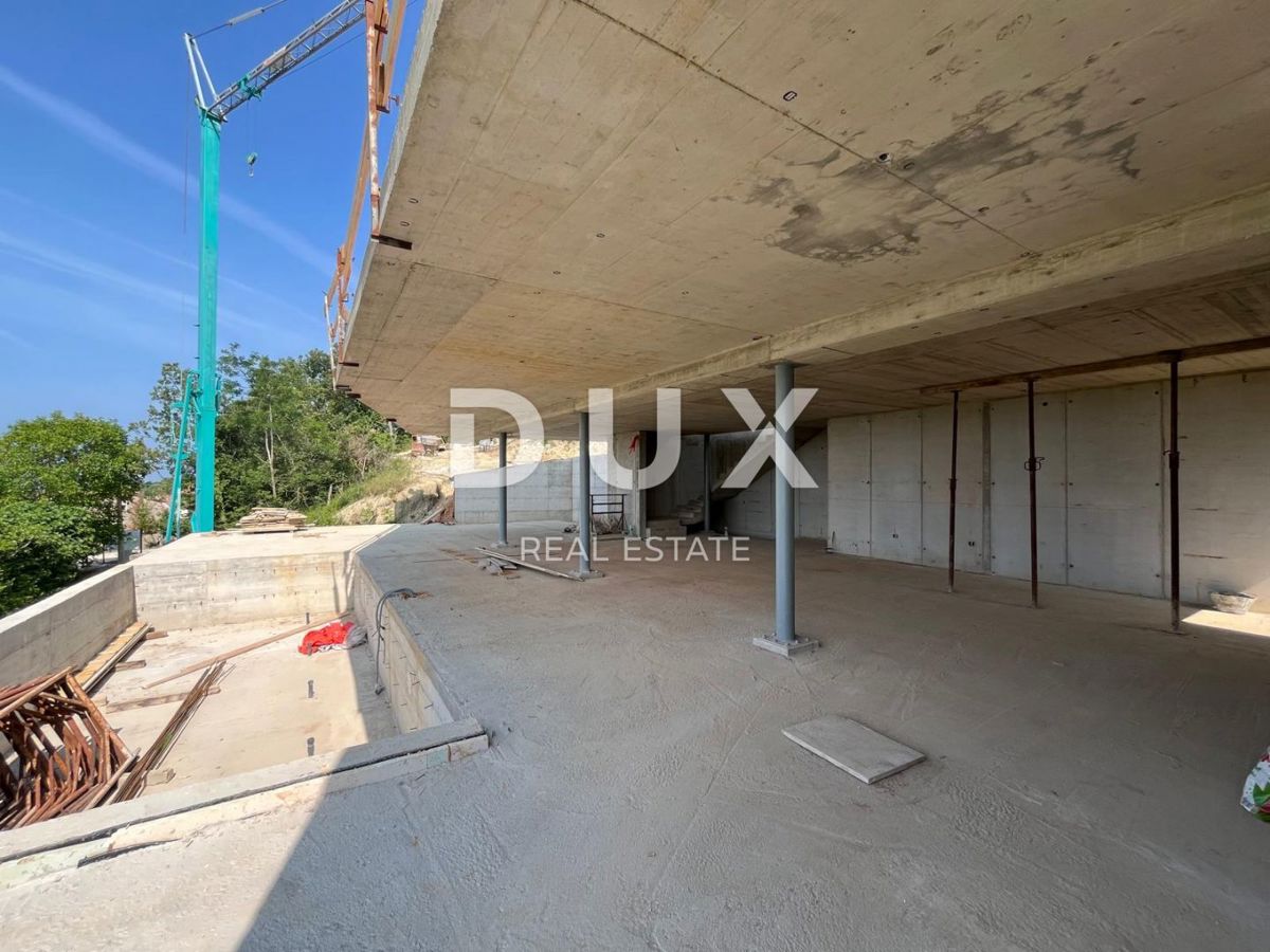 ISTRIA, KRASICA - moderna villa indipendente con piscina con vista panoramica e garage