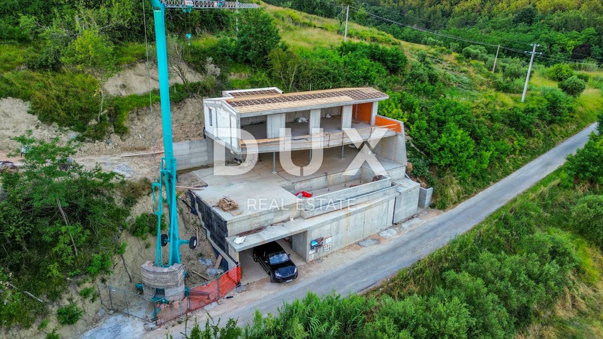ISTRIA, KRASICA - moderna villa indipendente con piscina con vista panoramica e garage