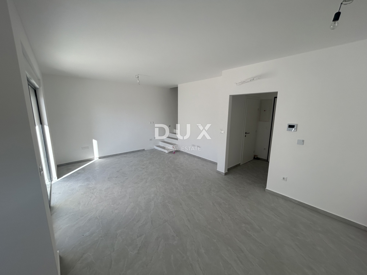 ŠIBENIK, VODICE - Appartamento duplex in un nuovo edificio in una posizione tranquilla