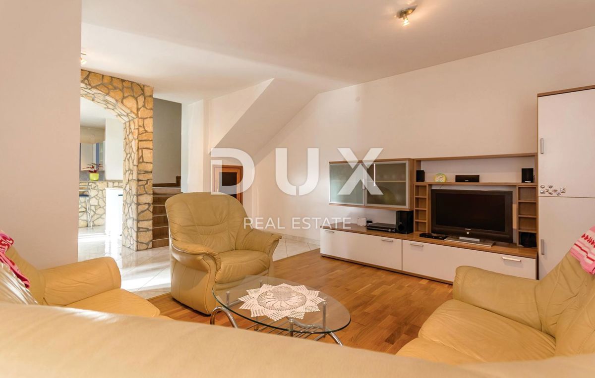 ISTRIA, LABIN - Casa con piscina