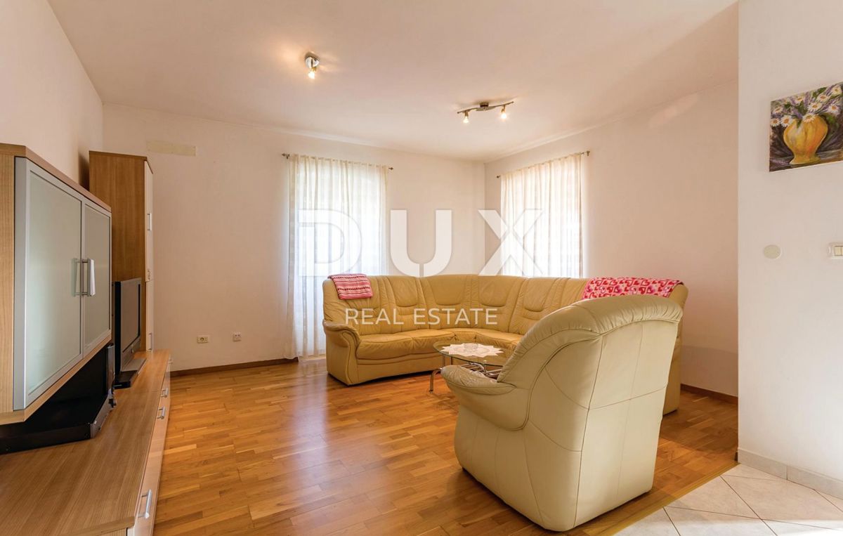 ISTRIA, LABIN - Casa con piscina
