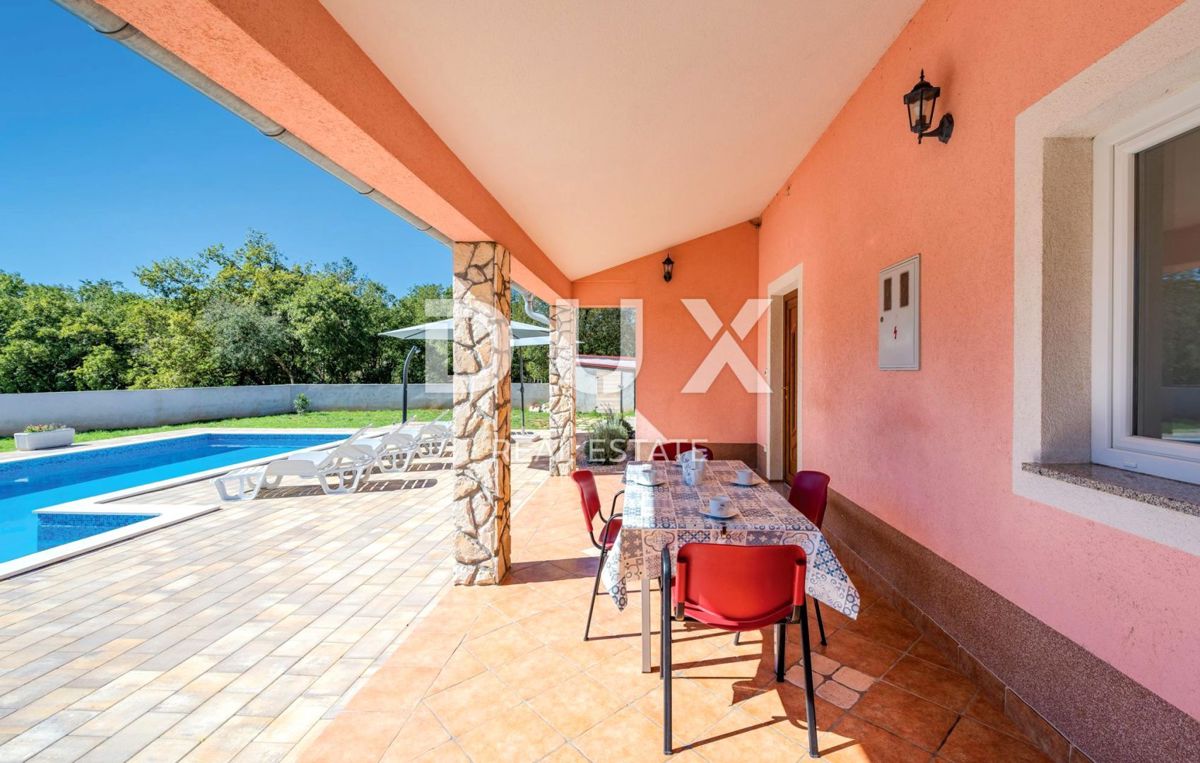 ISTRIA, LABIN - Casa con piscina