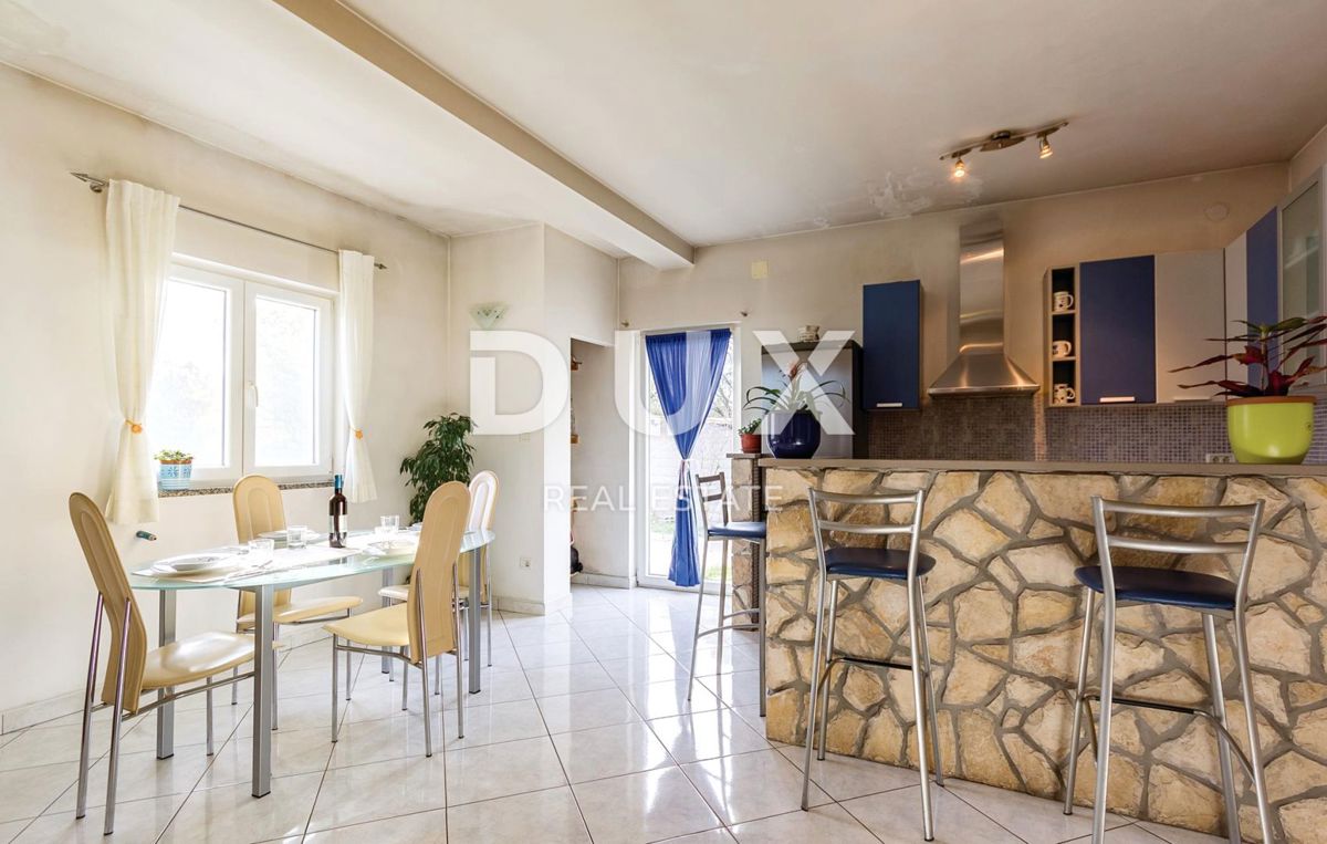 ISTRIA, LABIN - Casa con piscina