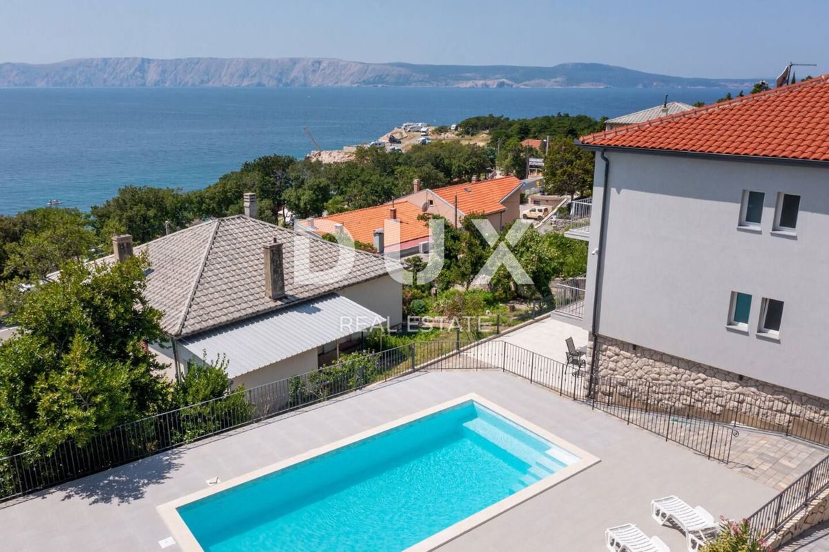 NOVI VINODOLSKI (dintorni) - villa a 50m dal mare con piscina e garage