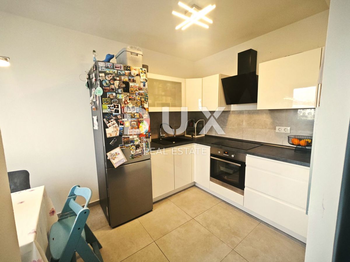 RIJEKA, D.DRENOVA - 2 camere da letto + soggiorno, 66 m2, parcheggio, nuova costruzione!
