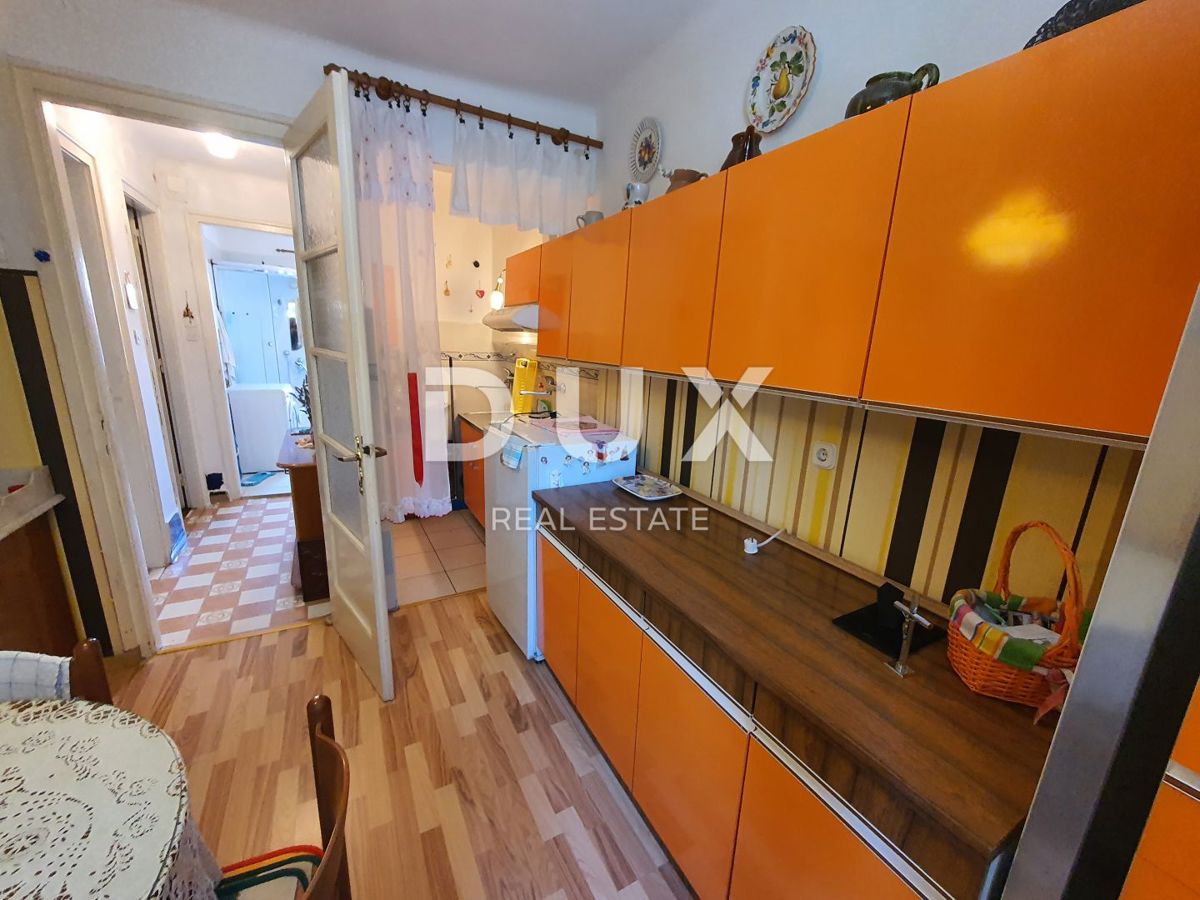 OPATIJA, VOLOSKO - romantico appartamento retrò in una casa al mare mantenuta, centro di Volosko, RARAMENTE IN OFFERTA!