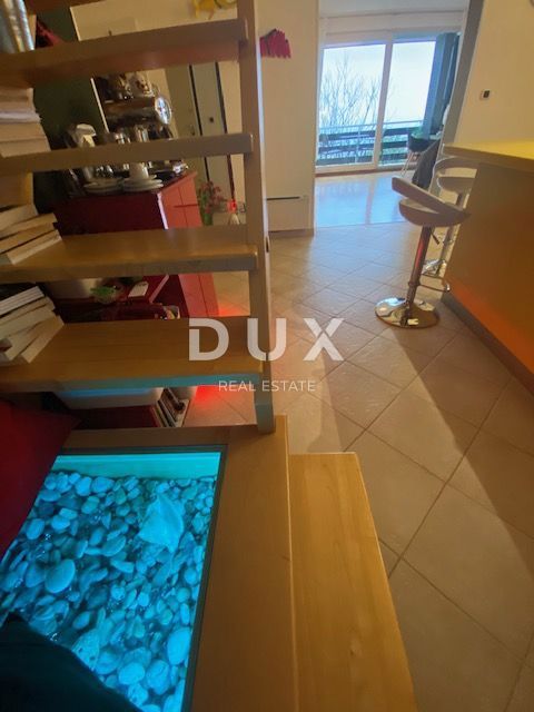 ABBAZIA - casa indipendente, 350 m2, vista, giardino, piscina!!!