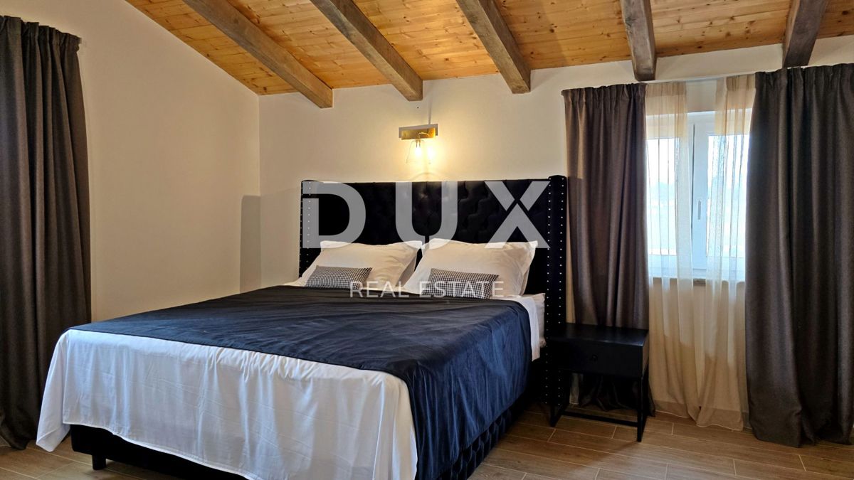 ISTRIA, CEROVLJE - Casa con piscina e due terreni edificabili