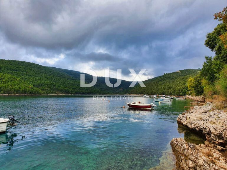 ISTRIA, RABAC - Bellissimo terreno agricolo vicino al mare