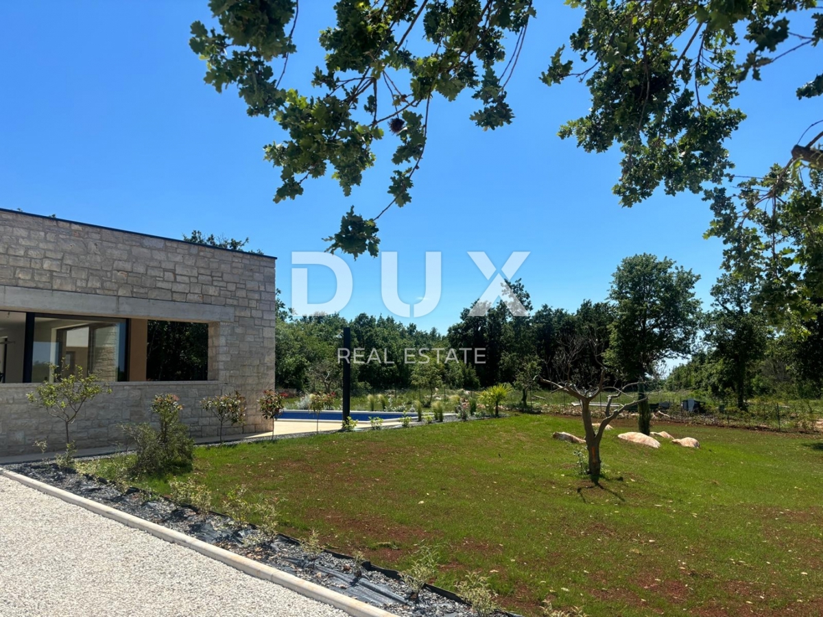 ISTRIA, SVETVINČENAT - Moderna casa rustica a un piano con piscina! Programma SMART!