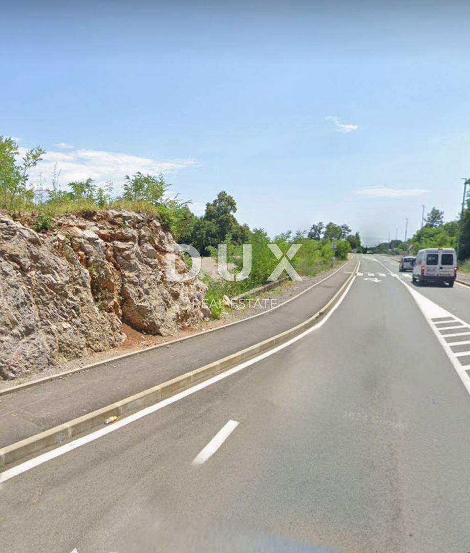 OPATIJA, MATULJI - terreno edificabile 6200m2 in zona commerciale-residenziale in posizione frequente per capannone/edificio commerciale/edificio commerciale-residenziale/edificio residenziale