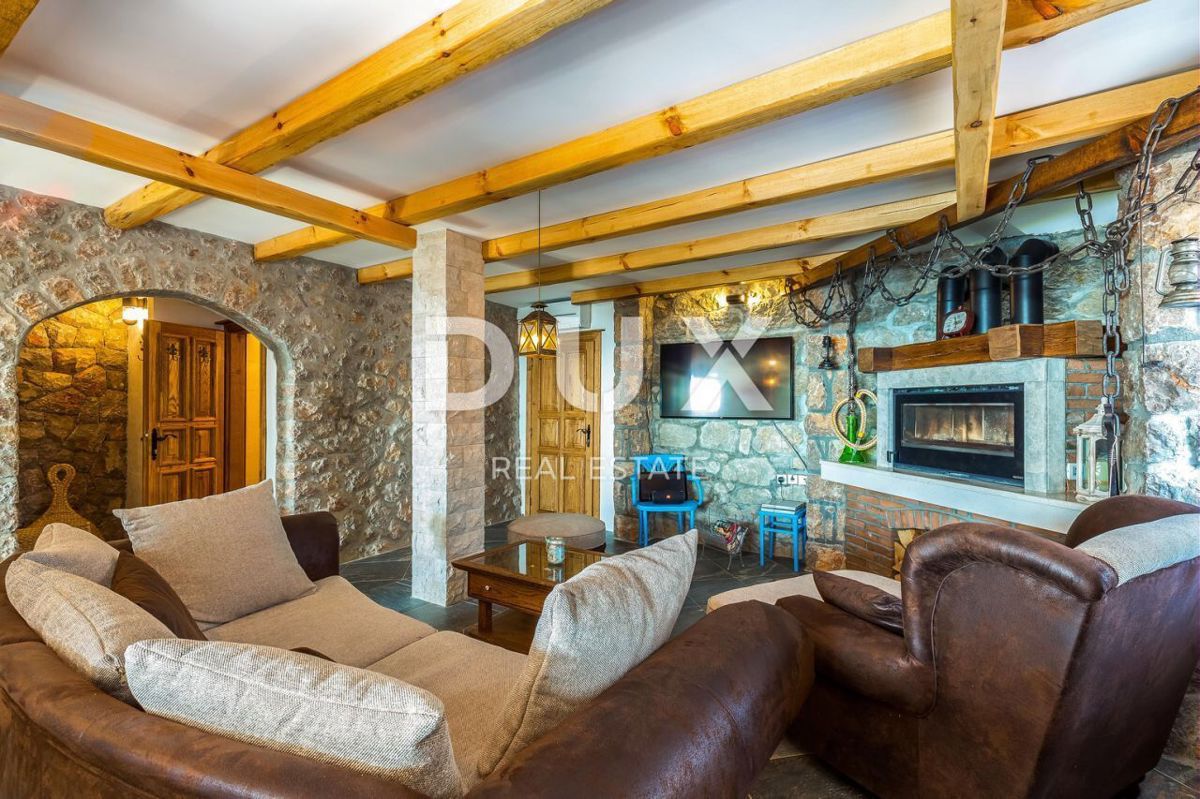 JABLANAC - casa 260m2 con piscina e vista mare