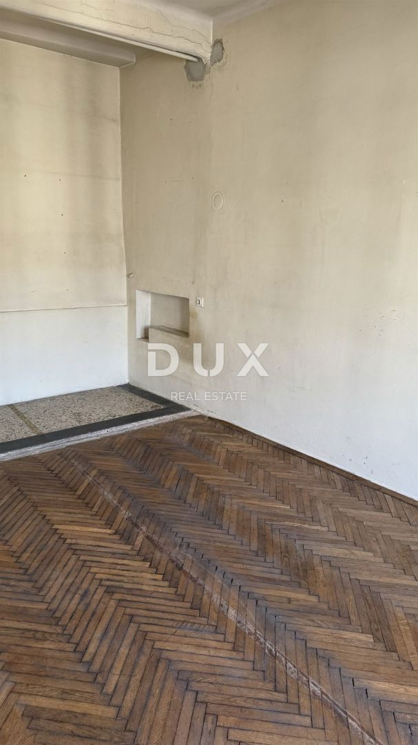 RIJEKA, CENTRO - Appartamento da ristrutturare come investimento