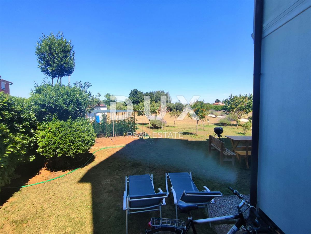 ISTRIA, VALBANDON - Casa con appartamenti vicino al mare con 7 appartamenti e un grande giardino