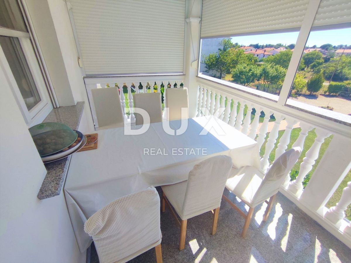 ISTRIA, VALBANDON - Casa con appartamenti vicino al mare con 7 appartamenti e un grande giardino