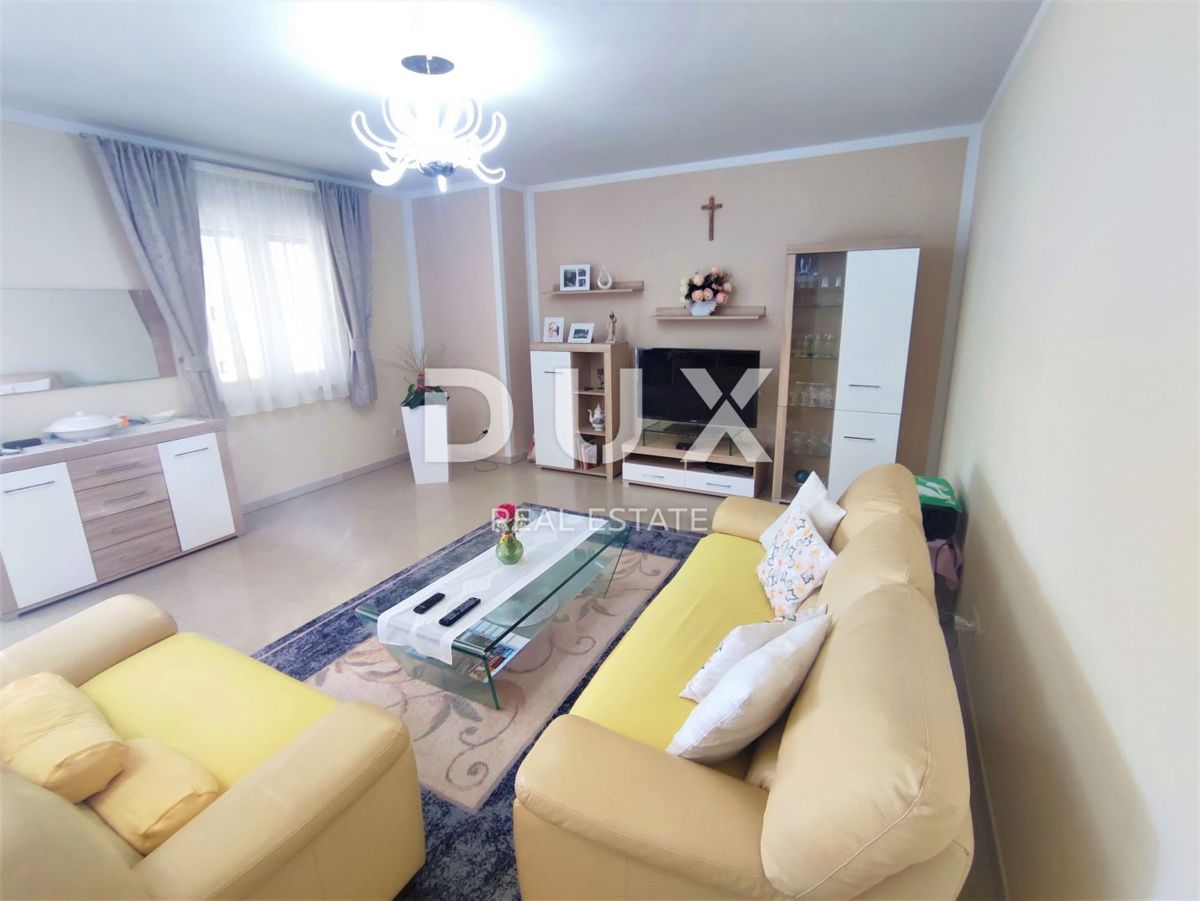 ISTRIA, VALBANDON - Casa con appartamenti vicino al mare con 7 appartamenti e un grande giardino