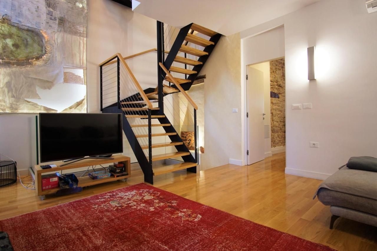 ISTRIA, BALE - Bellissima casa in pietra con dettagli architettonici moderni!