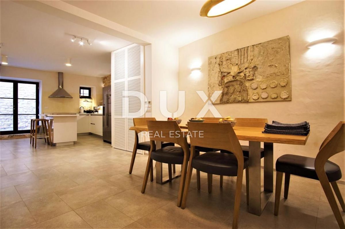 ISTRIA, BALE - Bellissima casa in pietra con dettagli architettonici moderni!