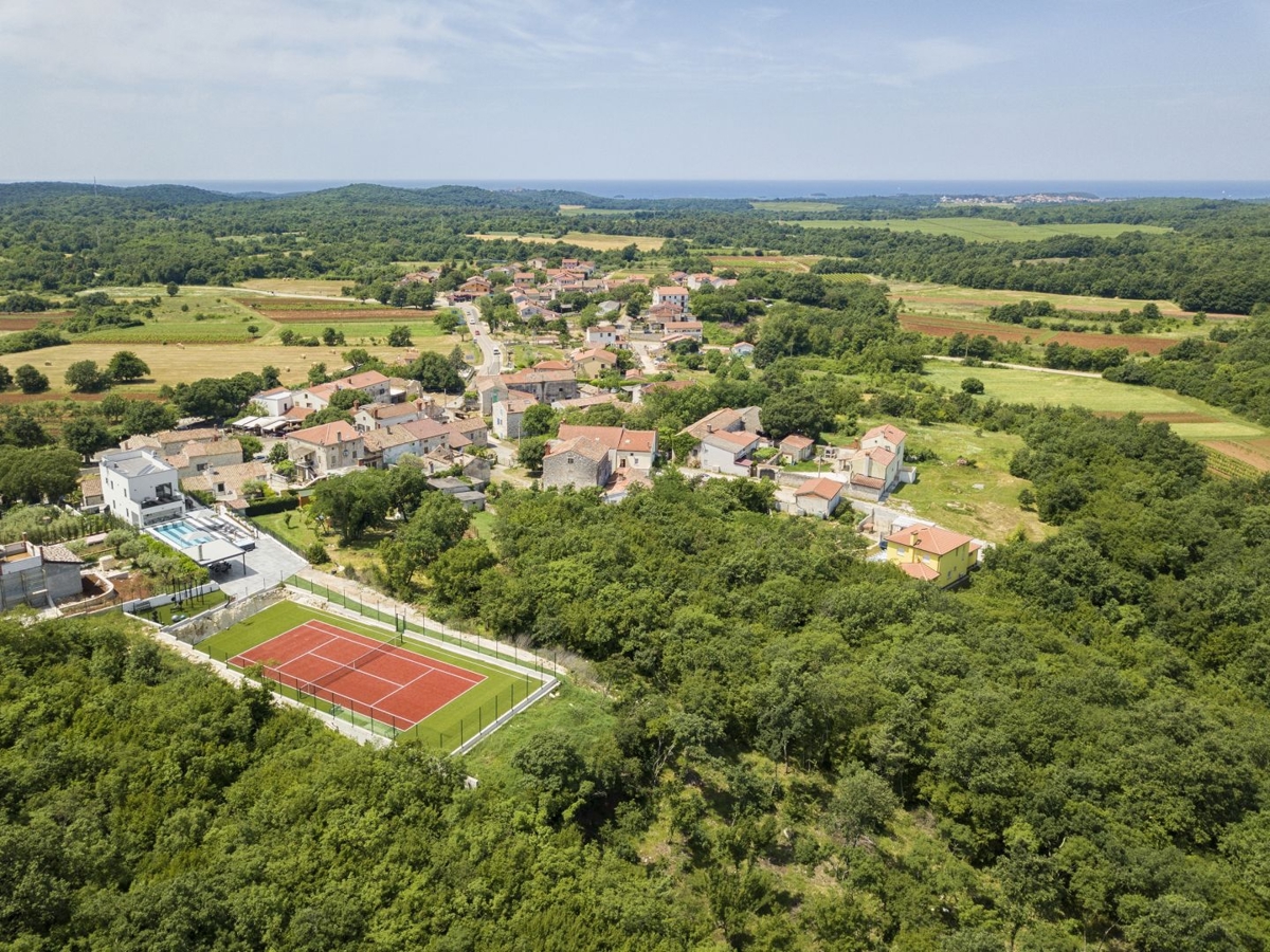 ISTRIA, VRSAR (dintorni) - Villa di lusso con campo da tennis, piscina e vista mare