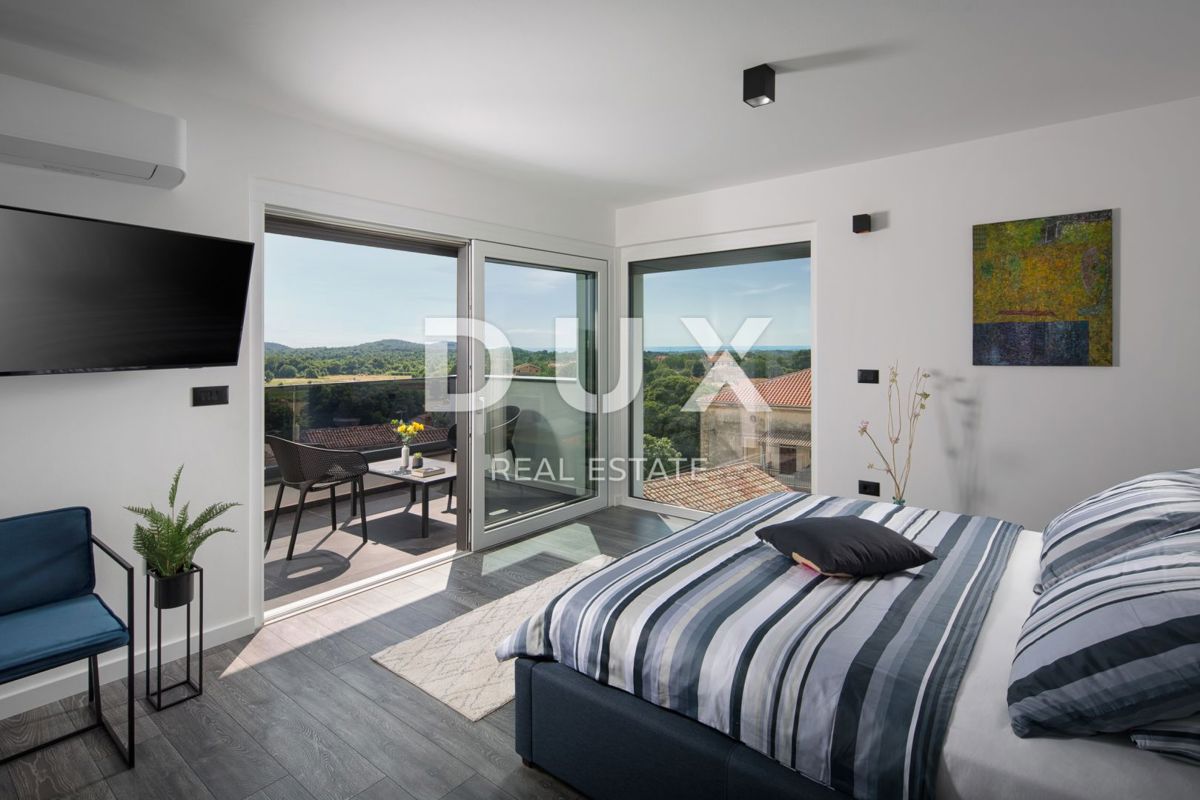 ISTRIA, VRSAR (dintorni) - Villa di lusso con campo da tennis, piscina e vista mare