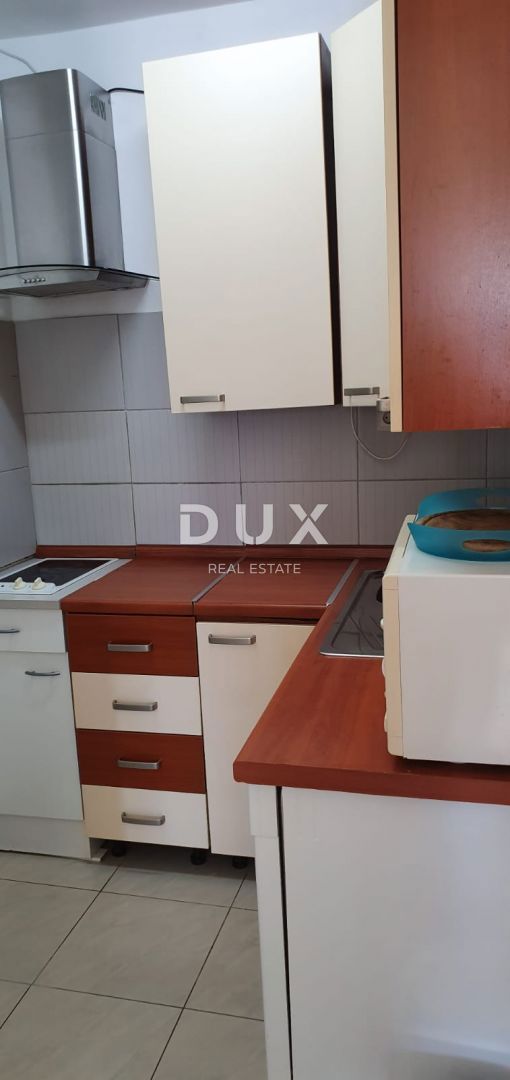 NOVI VINODOLSKI - casa in zona tranquilla con 5 appartamenti