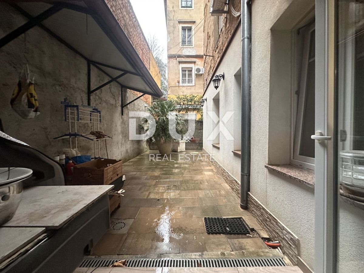 RIJEKA, CENTRO - 3 CAMERE DA LETTO + SOGGIORNO con giardino paesaggistico