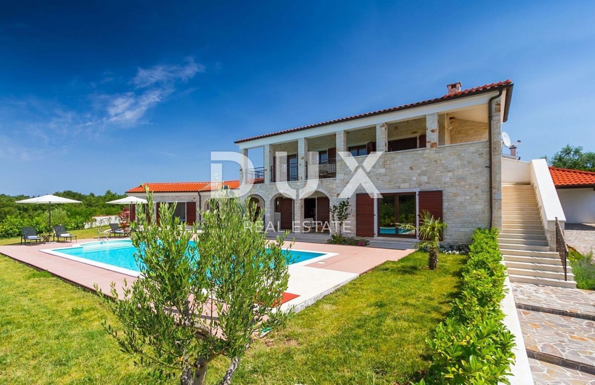 ISTRIA, SVETI LOVREČ - Confortevole casa rurale con piscina
