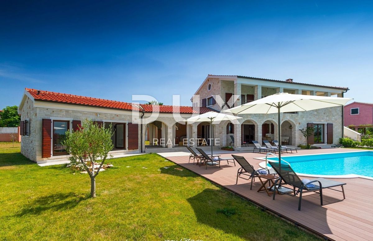ISTRIA, SVETI LOVREČ - Confortevole casa rurale con piscina