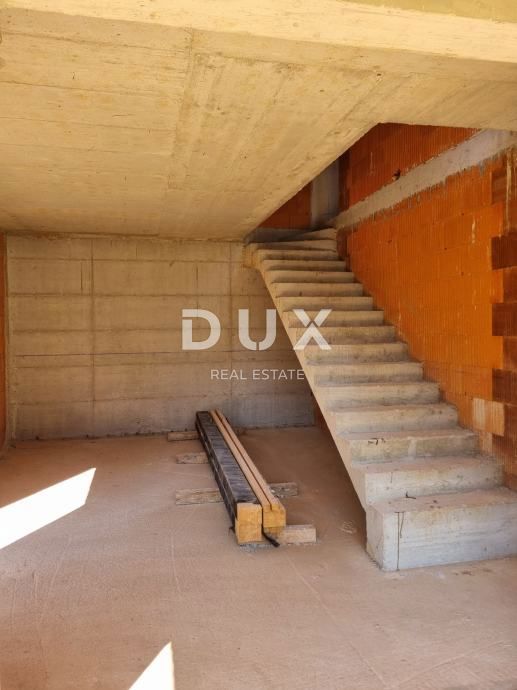 ISTRIA, PAZIN - Casa con piscina nel cuore dell'Istria (IN COSTRUZIONE)
