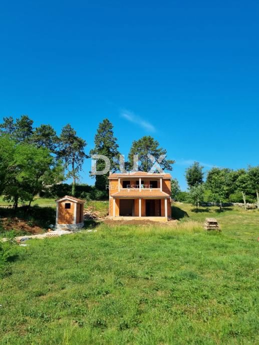 ISTRIA, PAZIN - Casa con piscina nel cuore dell'Istria (IN COSTRUZIONE)