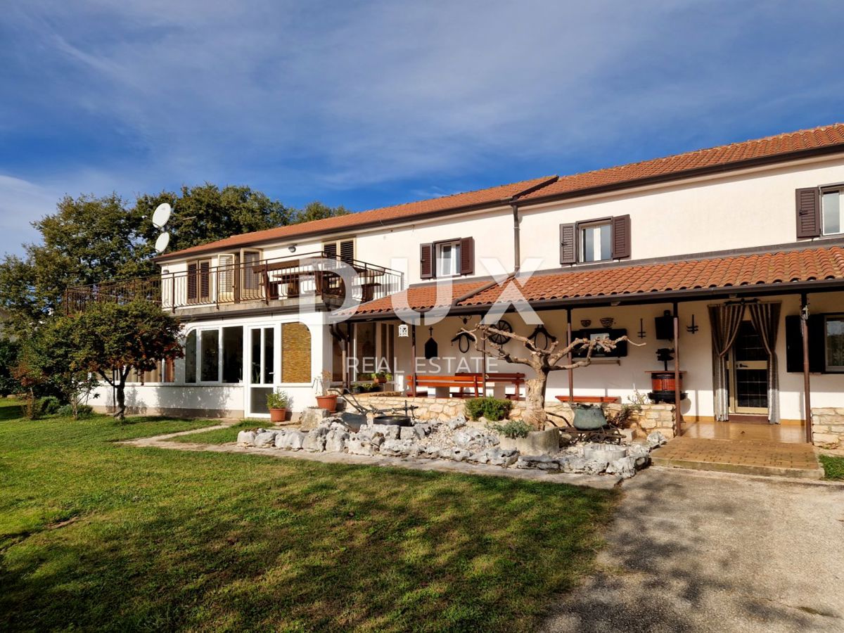 Casa Novigrad, 370m2