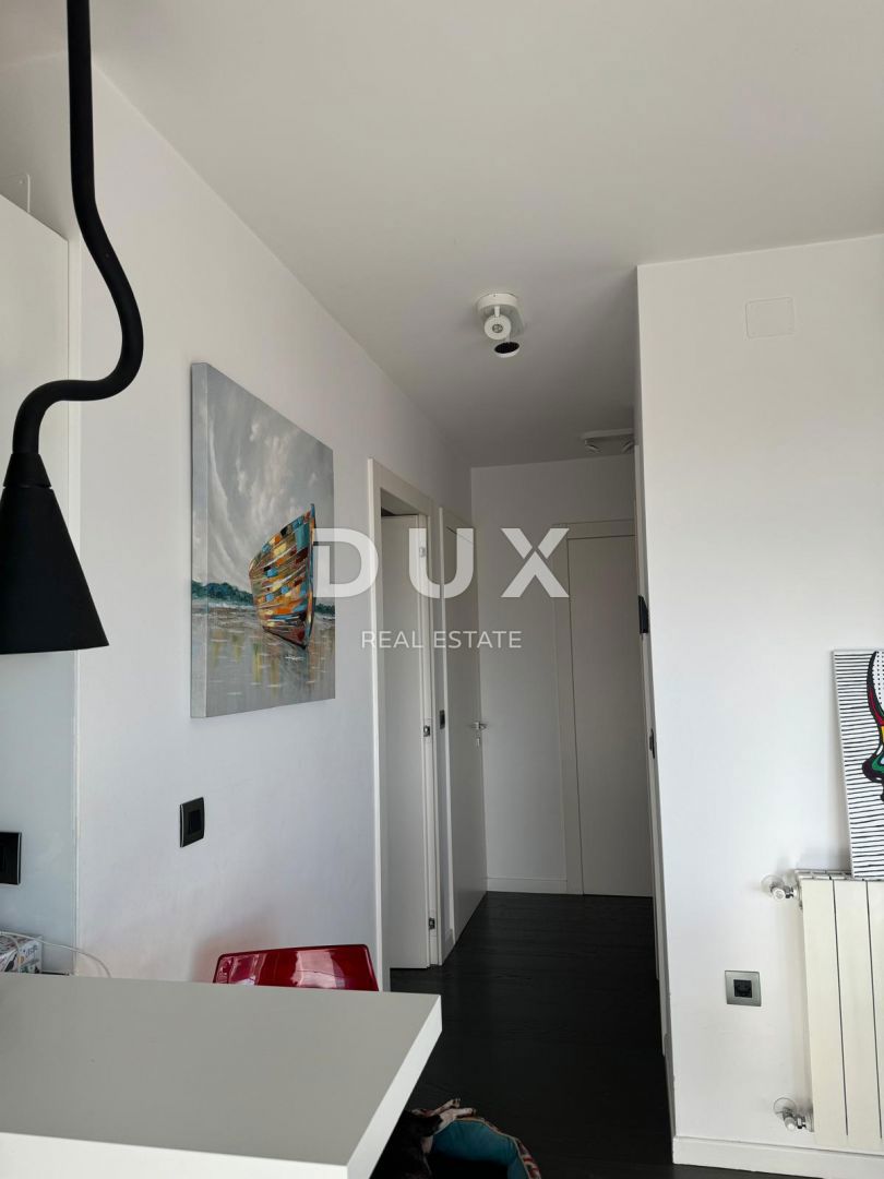 MARČELJEVA DRAGA - appartamento 95m2, DB+3S, 1° piano con vista panoramica sul mare 