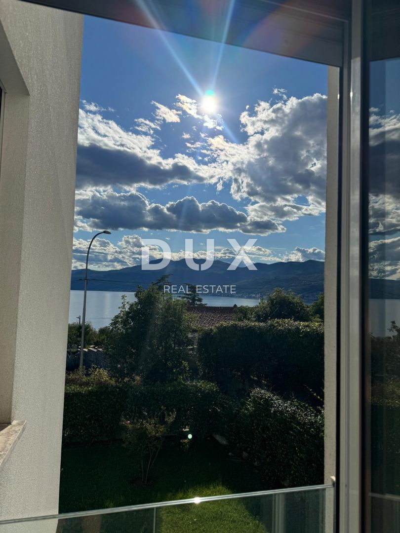 MARČELJEVA DRAGA - appartamento 95m2, DB+3S, 1° piano con vista panoramica sul mare 