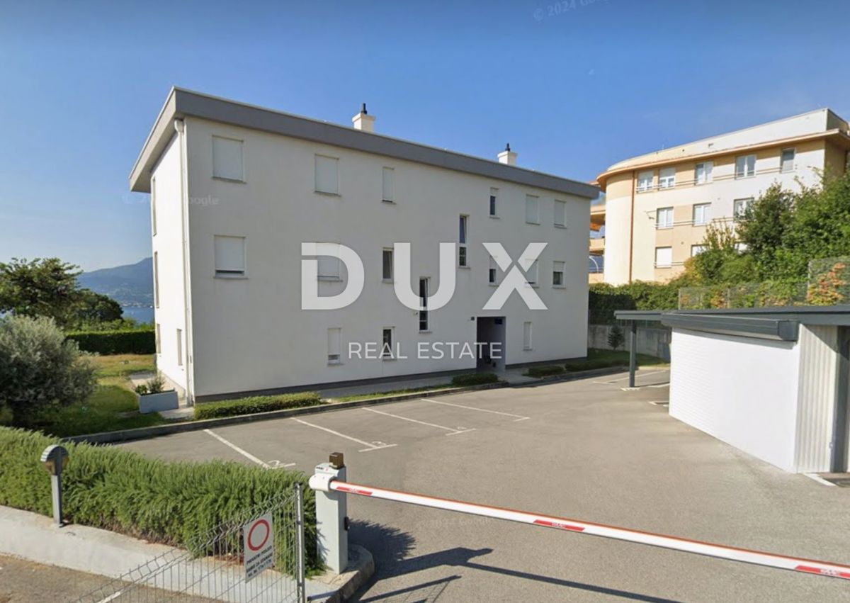 MARČELJEVA DRAGA - appartamento 95m2, DB+3S, 1° piano con vista panoramica sul mare 