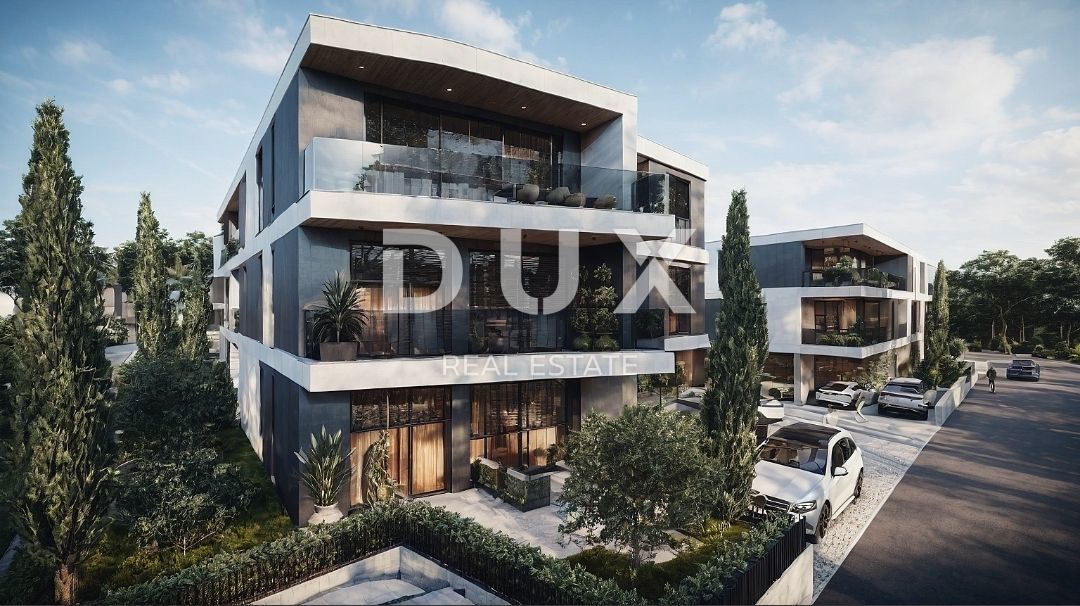 ISTRIA, POLA - Appartamento di 80,44 m2 al piano terra con giardino!