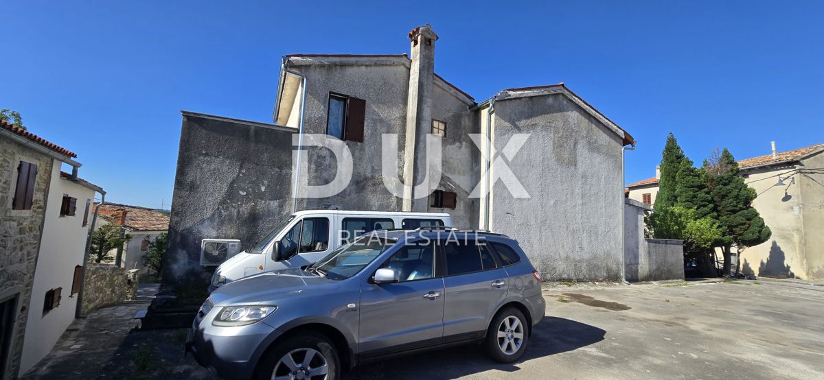 Casa Roč, Buzet, 700m2
