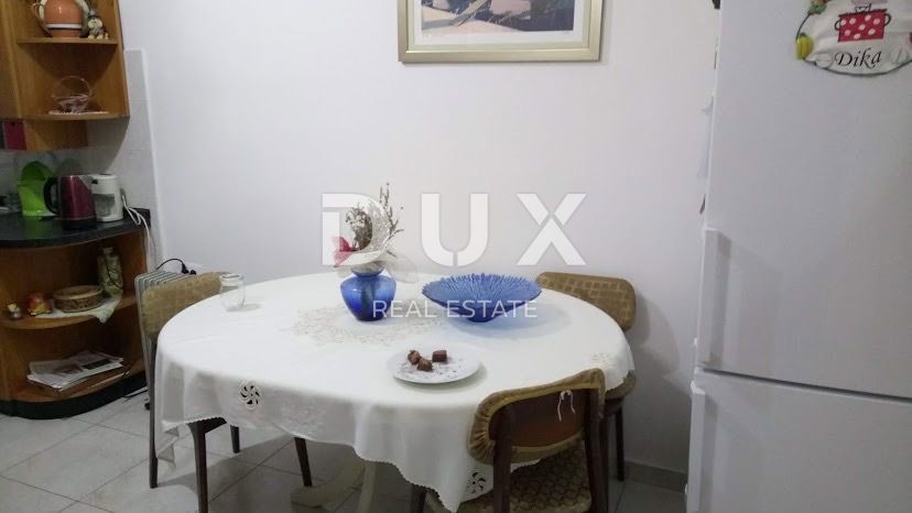 RIJEKA, CENTRO - Appartamento con 3 camere da letto + 1 camera da letto e balcone in pieno centro