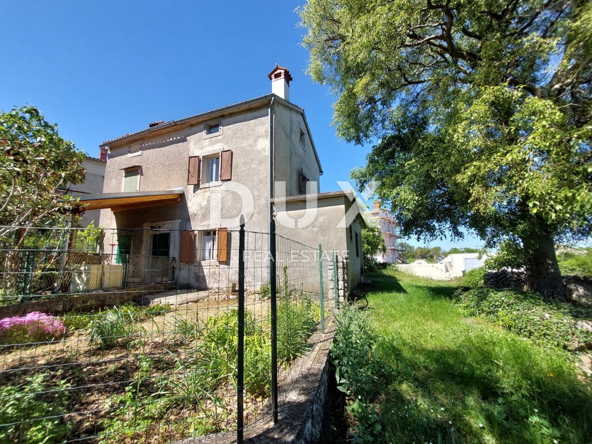 ISTRIA, RABAC (DINORDI) - Casa in pietra con vista mare
