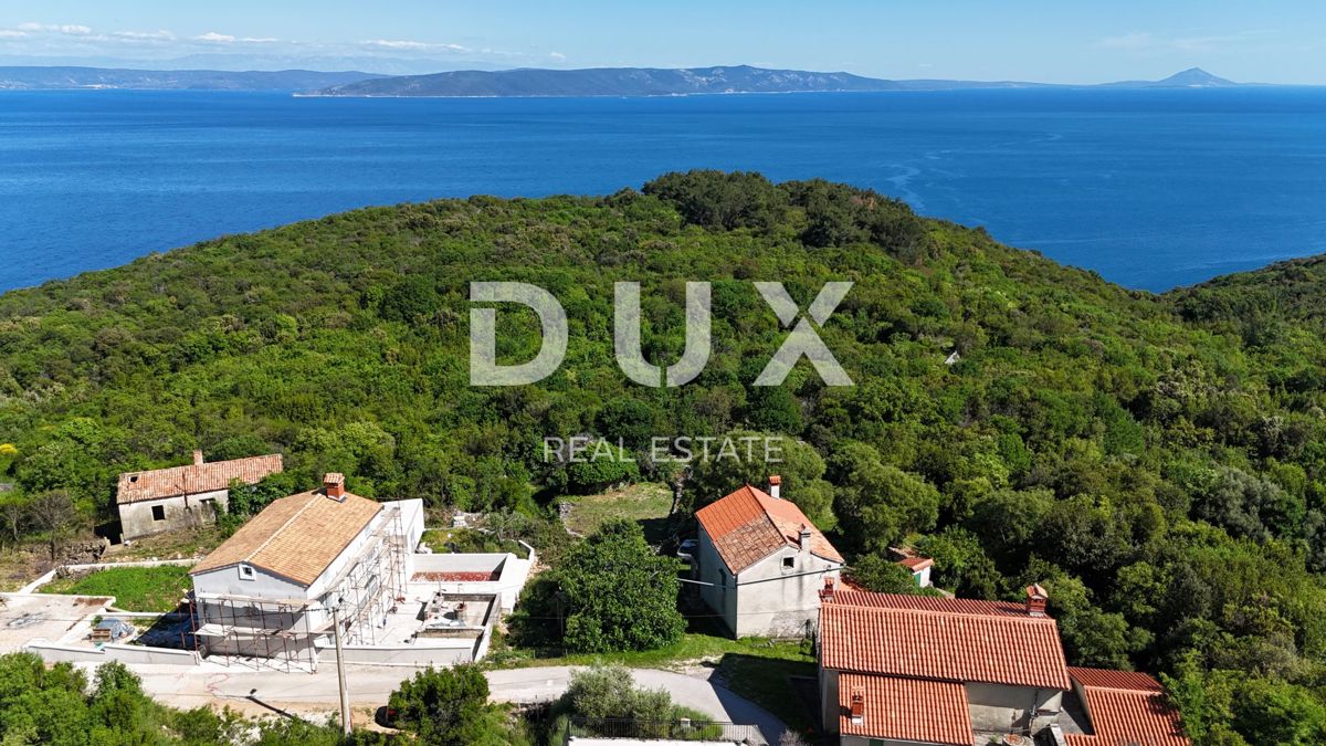ISTRIA, RABAC (DINORDI) - Casa in pietra con vista mare