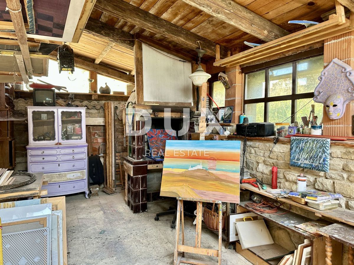 ISTRIA, BUIE - NOVITÀ - Casa d'artista con vista panoramica