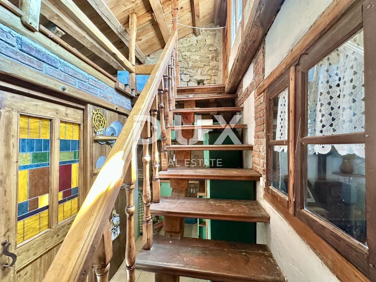 ISTRIA, BUIE - NOVITÀ - Casa d'artista con vista panoramica