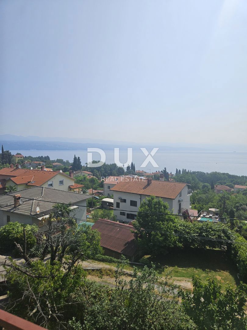 OPATIJA, IKA - 2 appartamenti 143m2 (80m2 + 63m2) piano terra e 2° piano con vista mare + superficie 250m2
