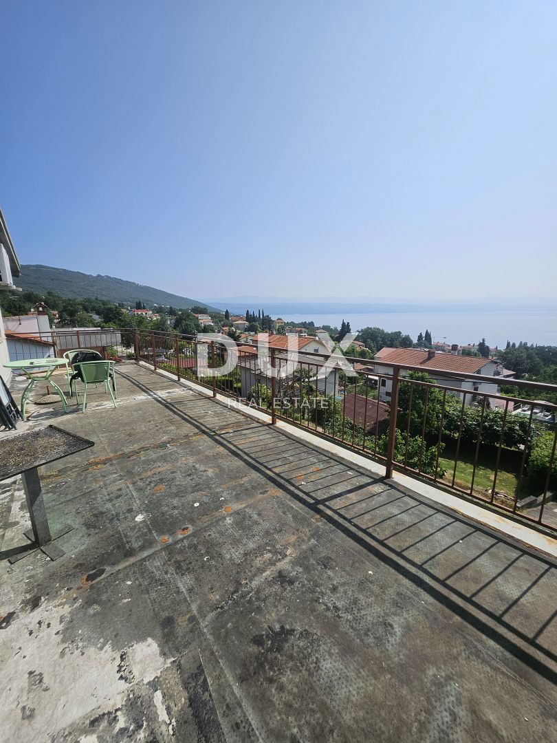 OPATIJA, IKA - 2 appartamenti 143m2 (80m2 + 63m2) piano terra e 2° piano con vista mare + superficie 250m2